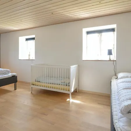 Five-bedroom Holiday In * Thyholm